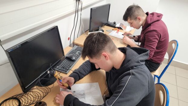 kursy_i_szkolenia_ZST